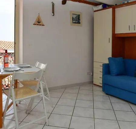 Apartament Nella Vecchia Citta Con Vista Mare