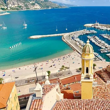 Nella Vecchia Citta Con Vista Mare Апартаменти *