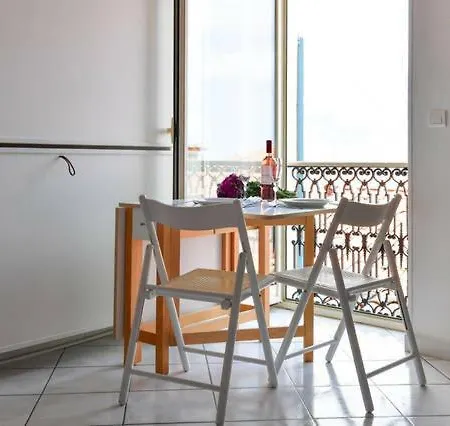 Nella Vecchia Citta Con Vista Mare Appartement