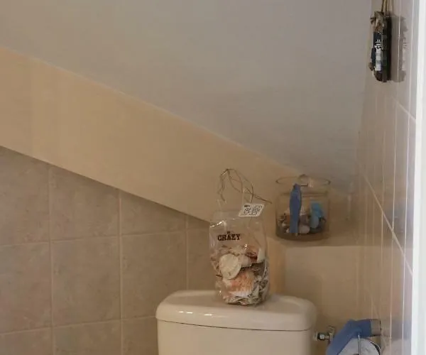 Nella Vecchia Citta Con Vista Mare