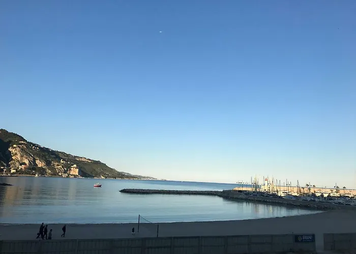 Nella Vecchia Citta Con Vista Mare Апартаменти *